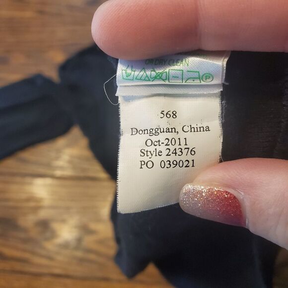 Lilly Pulitzer Rachel black sweater size XS - Picture 4 of 6